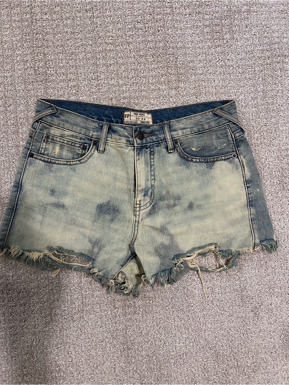 Free People Distressed Denim Shorts Size 27
